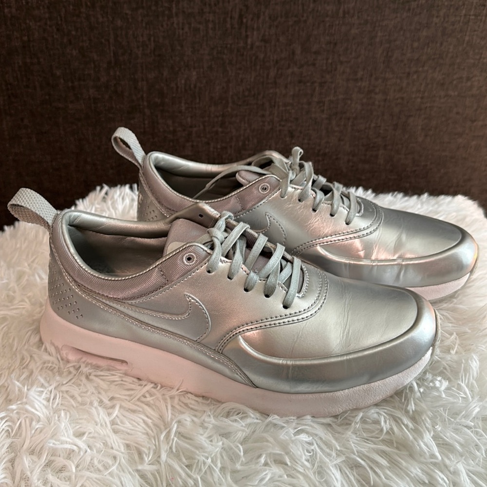 Women’s Air Max Thea